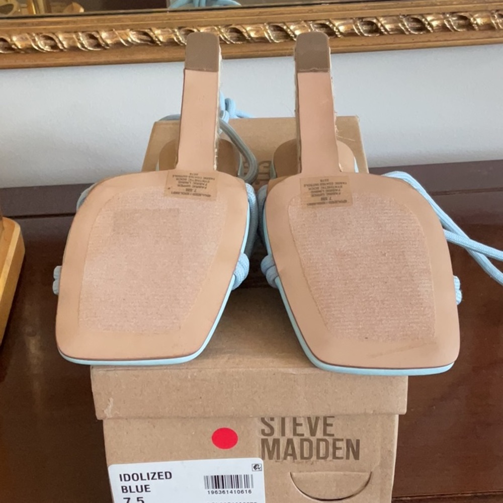 Steve Madden Sky Blue Strappy Heels - Picture 4 of 4